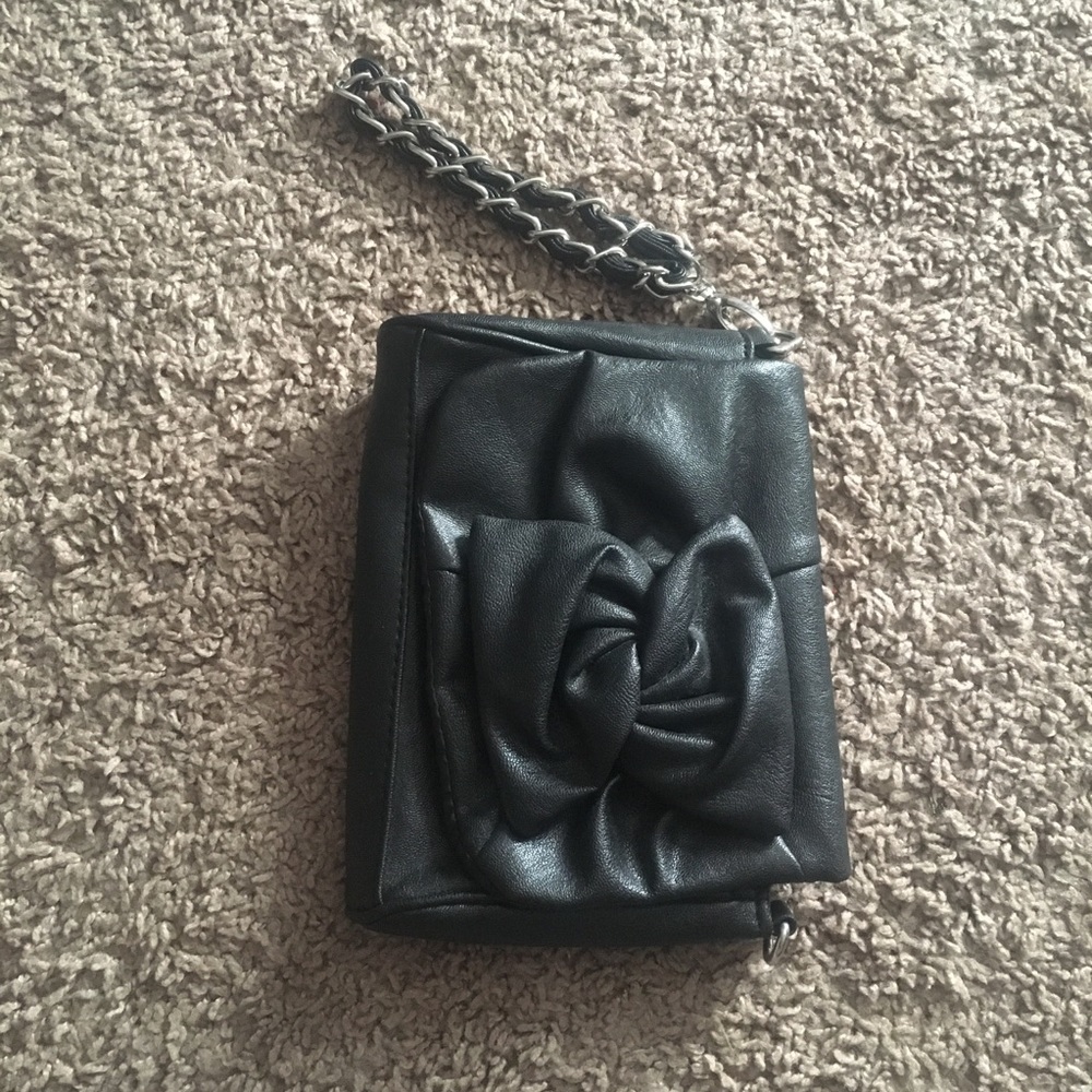 💫 Candie’s Black Wristlet or purse